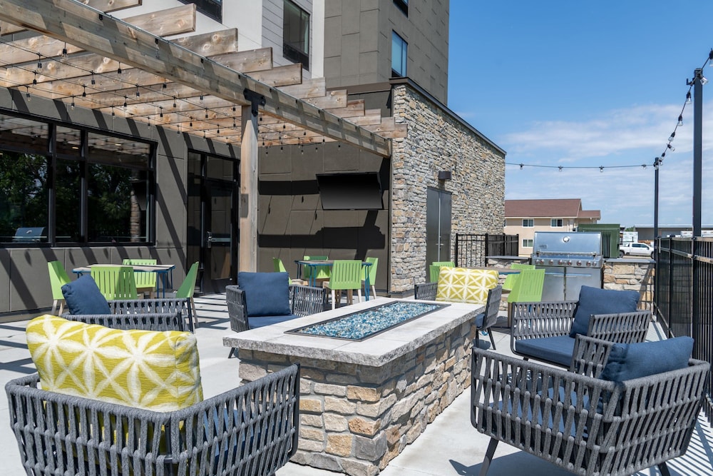Towneplace Suites By Marriott Norfolk - photo 25