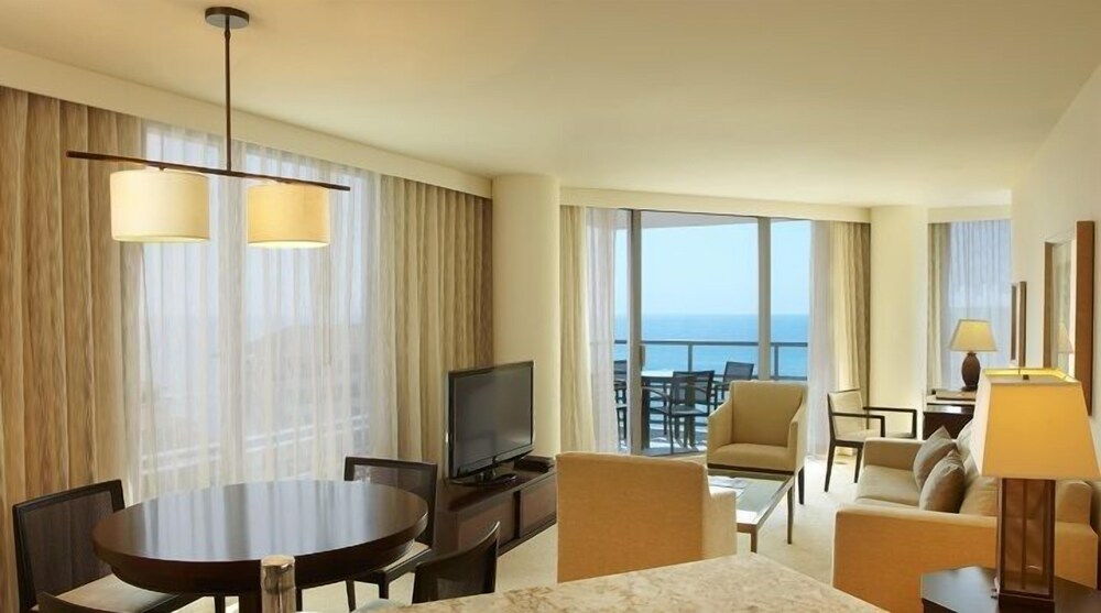 Jet Luxury at The Trump Waikiki - photo 47
