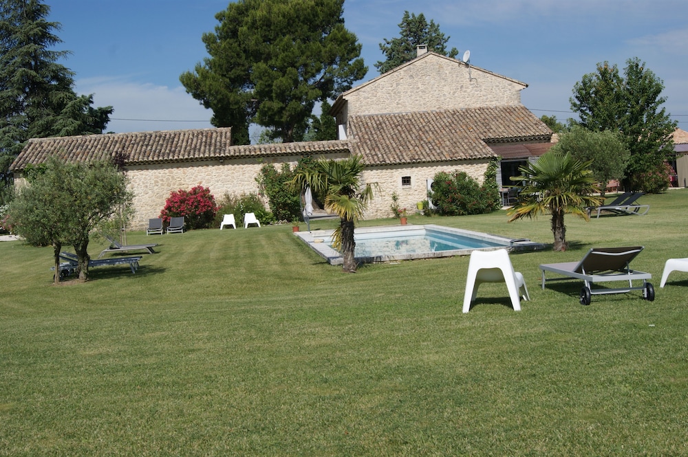 B&B dans Mas en pierres — Robion — photo 3