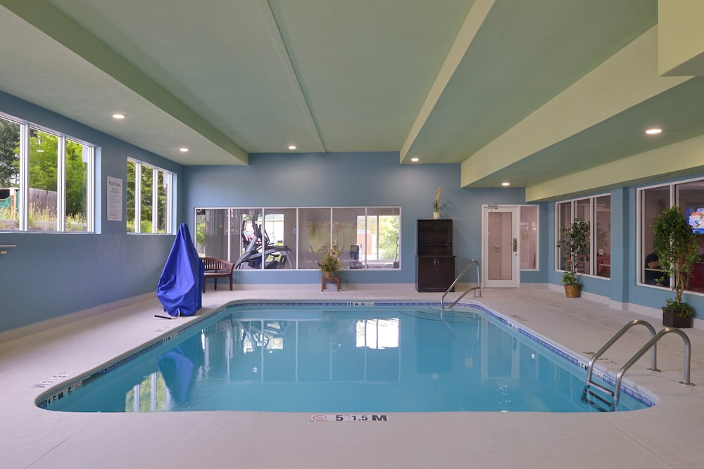 Holiday Inn Express & Suites Chattanooga by IHG - photo 31