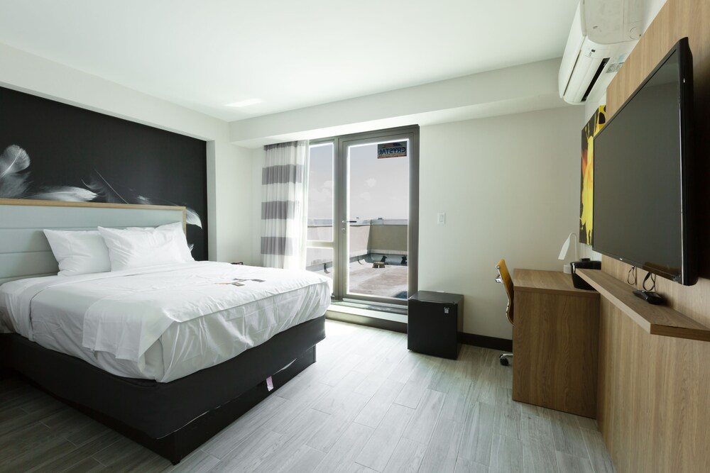 Hotel Ninety Five - photo 13