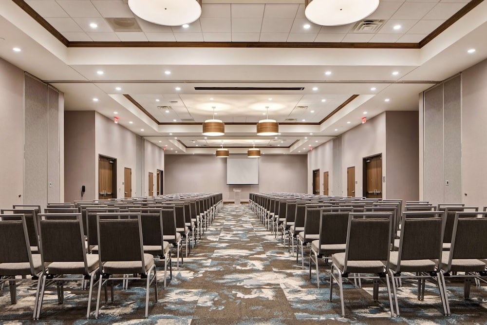 Hilton Garden Inn Summerville - photo 47