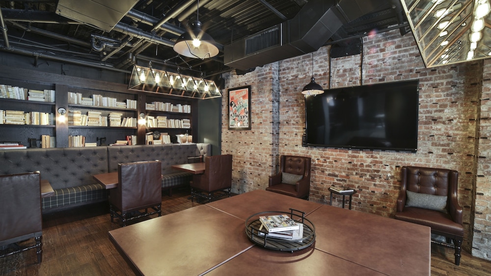 Q and C HotelBar New Orleans Autograph Collection - photo 37