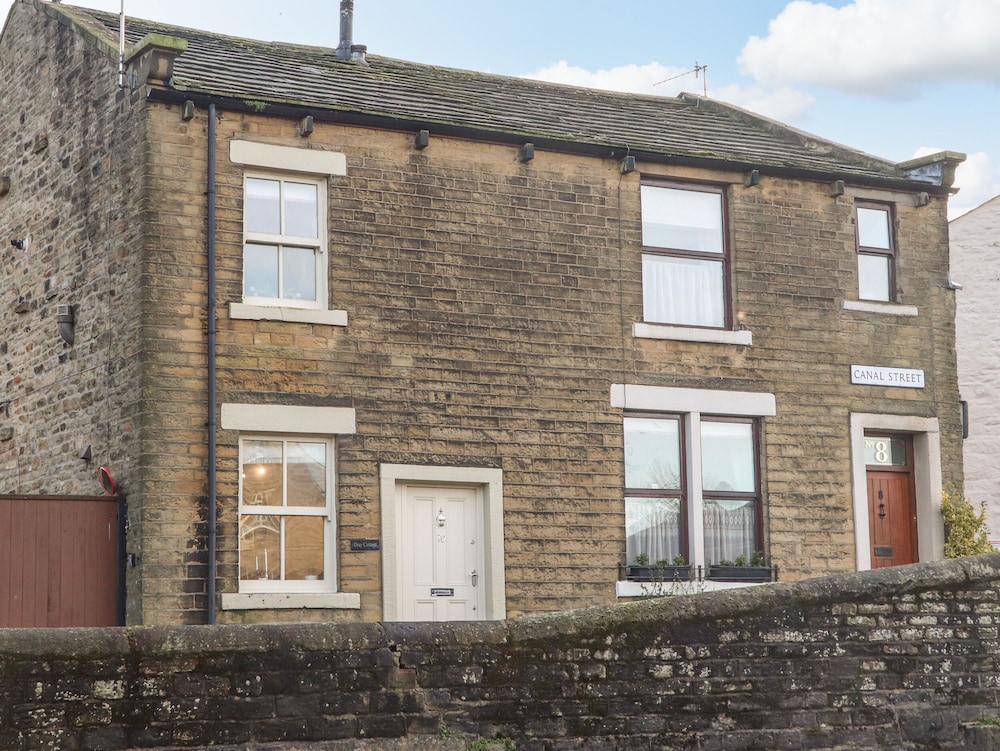 Dray Cottage — 4-Star Luxury Hotel in Skipton, United Kingdom