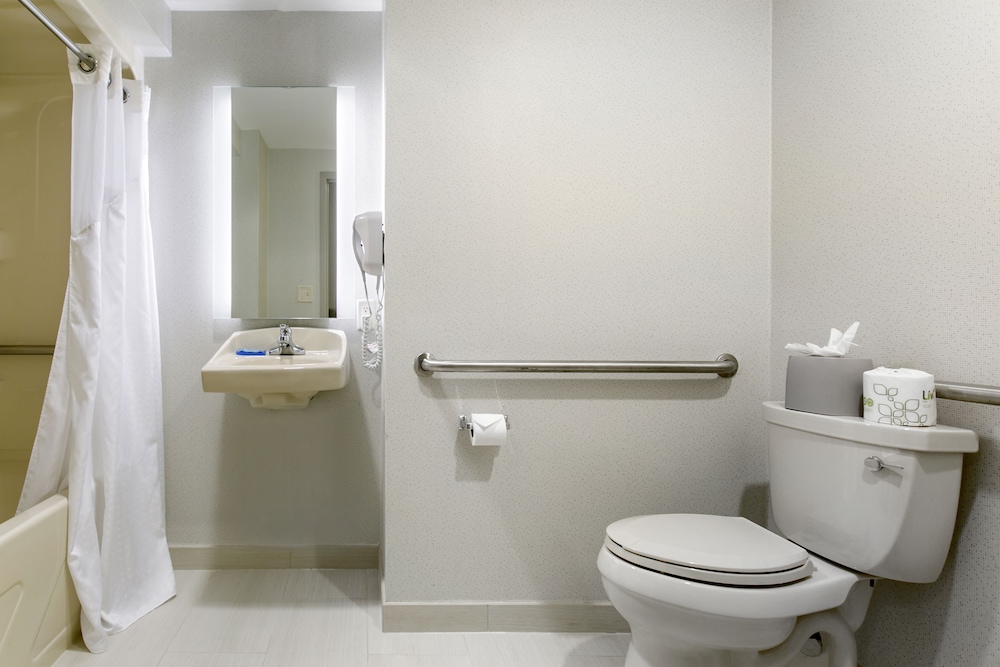 Holiday Inn Express Hotel & Stes Mt. Arlington Rockaway Area by IHG - photo 27