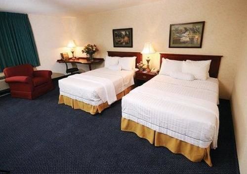 Point Plaza Suites at City Center - photo 2