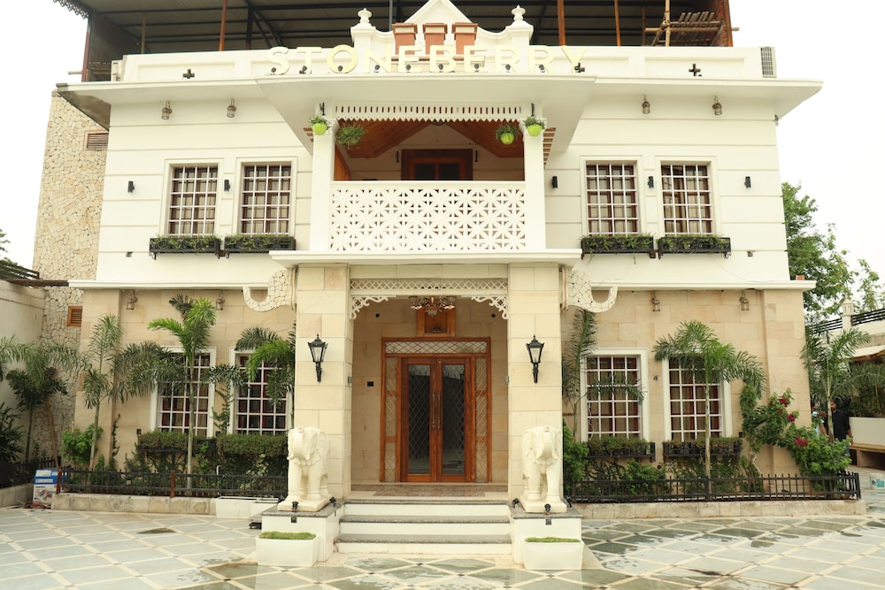 Stoneberry By Wedlock Greens — hotel in Madhupur