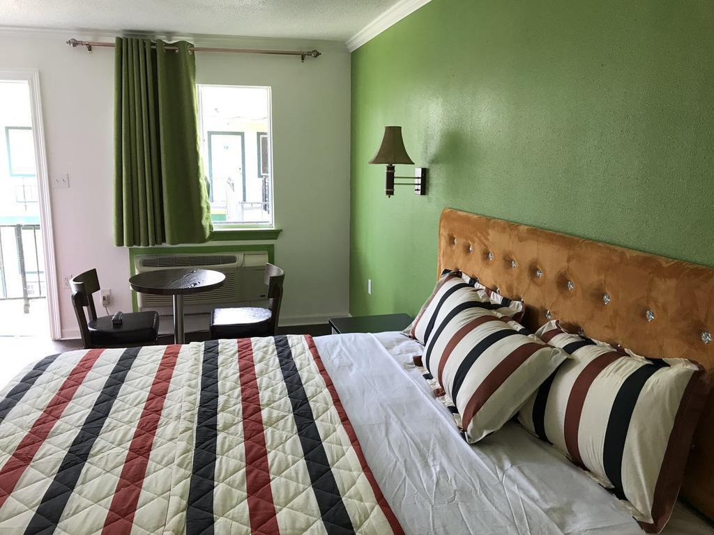 Value Travel Inn - photo 7