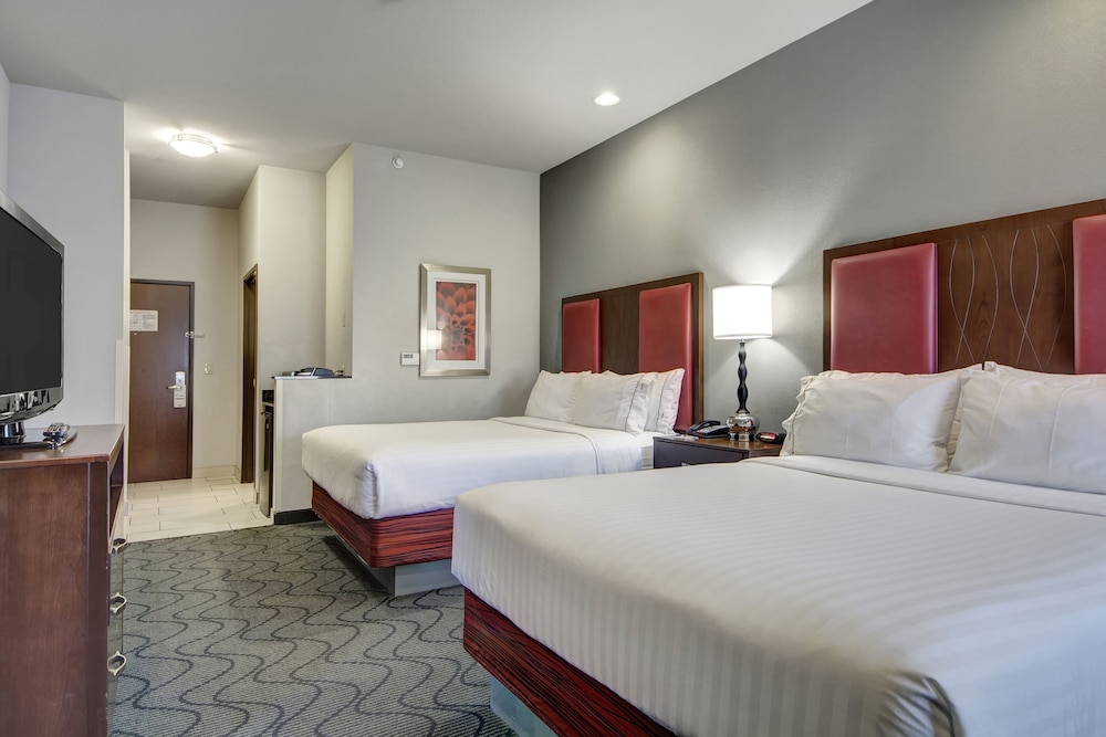 Holiday Inn Express & Suites Oklahoma City North by IHG - photo 11