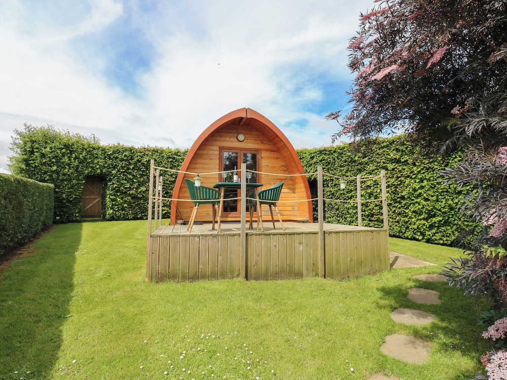 Lovesome Pod — Northallerton