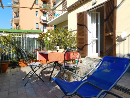 Bilocale con Terrazza in Levanto, Italy