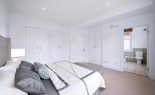 Wonderful House Central London Westminster — 4-Star Luxury Hotel in London, United Kingdom