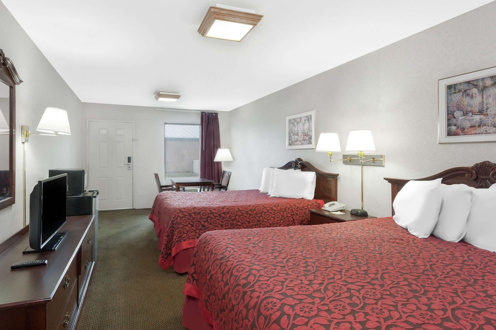 Days Inn by Wyndham Morristown - photo 9