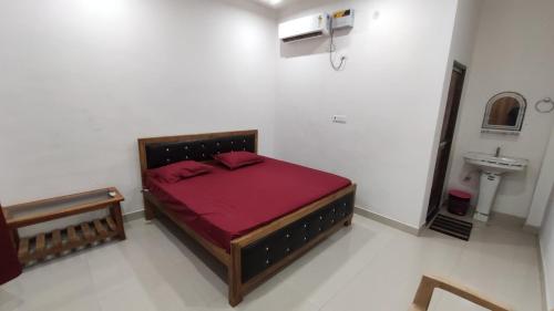 Ldm Yatri Niwas - carbon neutral hotel in Ajodhya