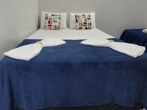 Quarto suíte 8 cama casal1 cama solteiro 1 in Maraba, Brasil