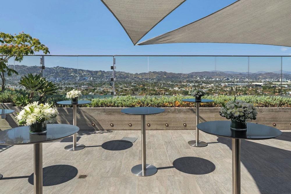 AC Hotel by Marriott Beverly Hills - photo 30