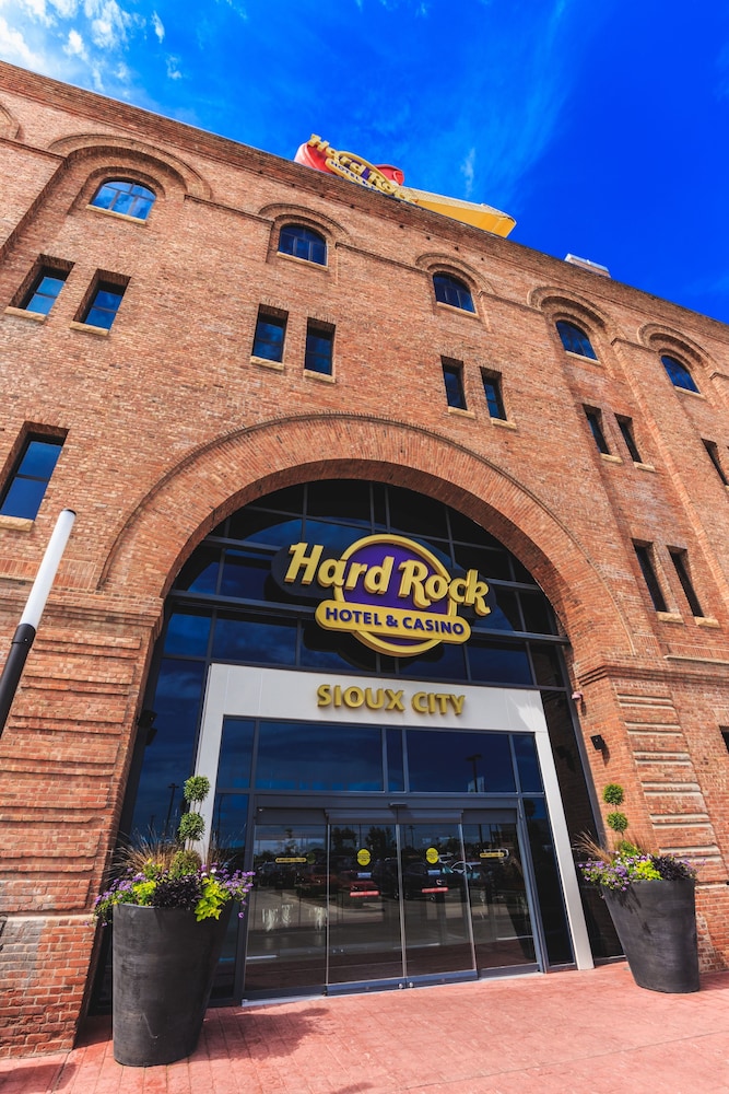 Hard Rock Hotel & Casino Sioux City - photo 17