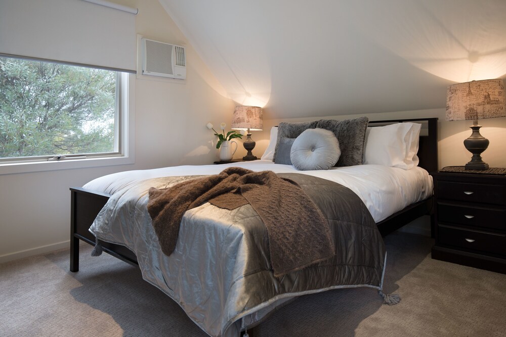 Kingfisher Loft — Daylesford — photo 3