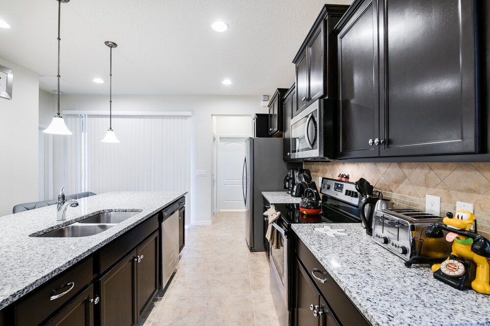5 Bedrooms55 Bathroomswindsor Westside 1836Gd - photo 16