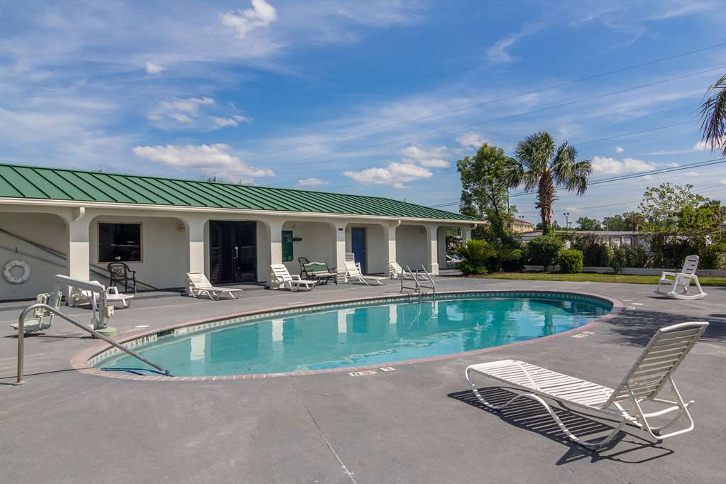 Motel 6 Waycross - photo 6