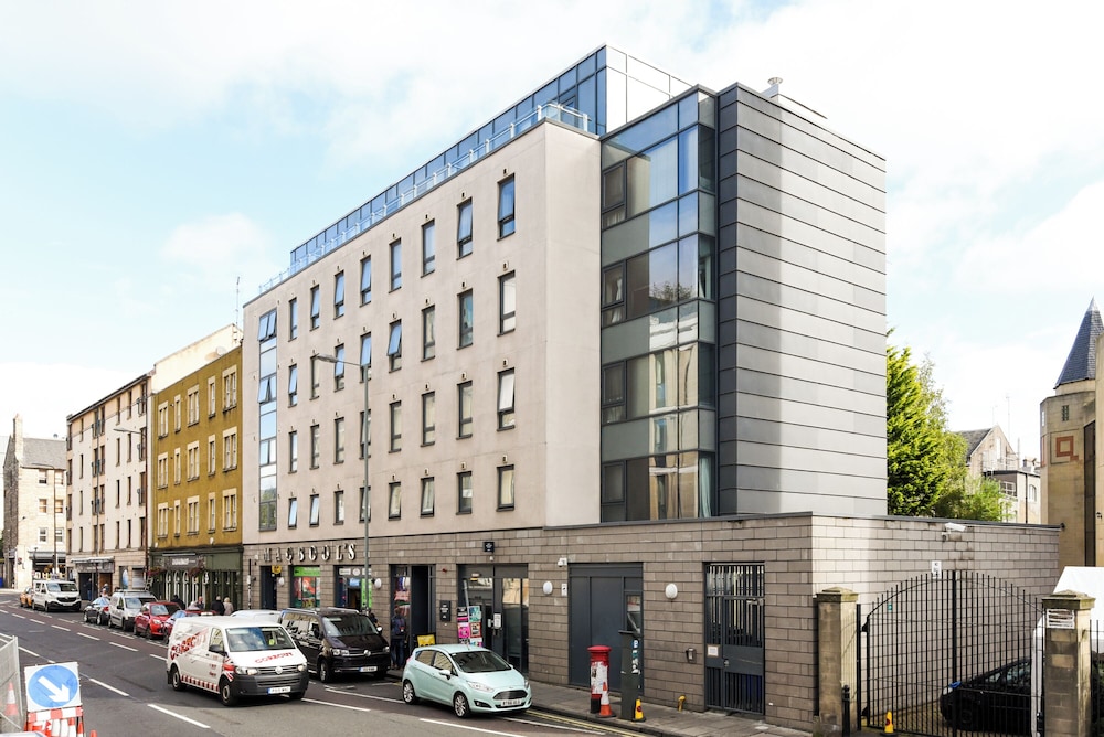 Unite Students Lady Nicolson Court Edinburgh — 4-Star Luxury Hotel in Edinburgh, United Kingdom