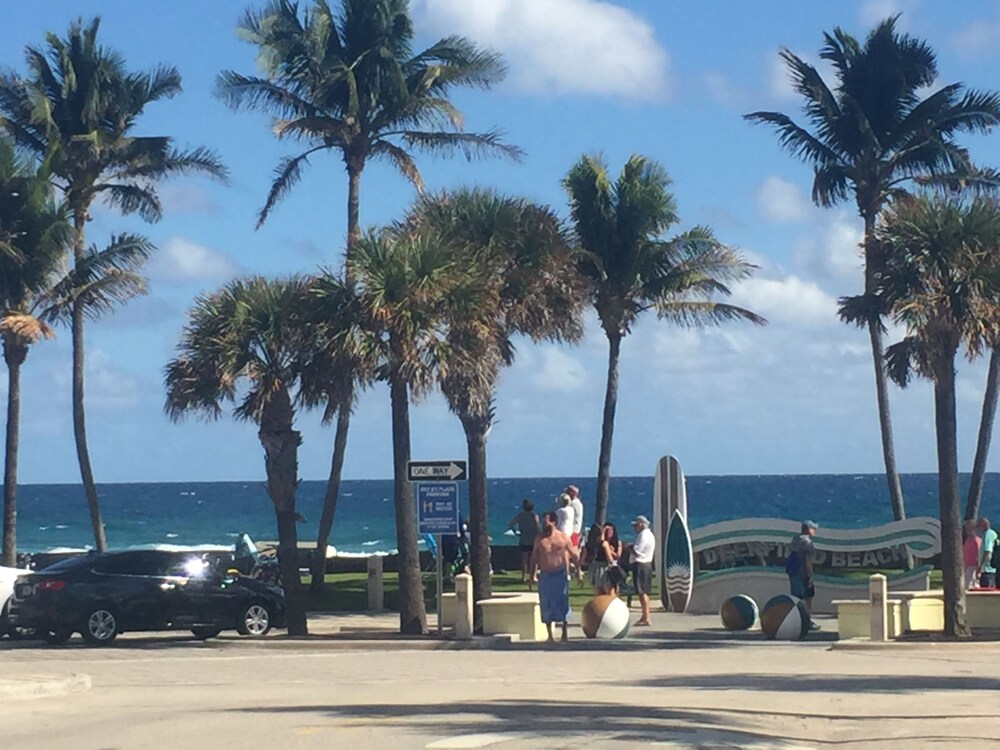 925 Ocean Resort - carbon neutral hotel in Deerfield Beach