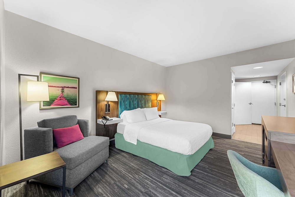 Hampton Inn Stroudsburg Poconos - photo 10