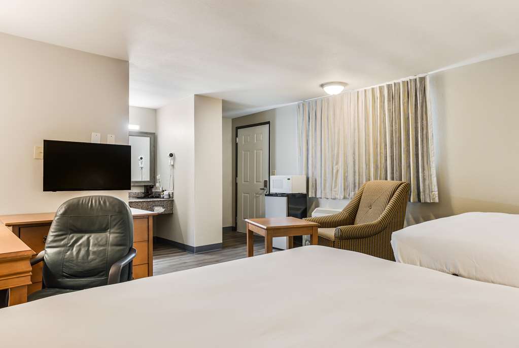 Americas Best Value Inn Lebanon MO - photo 27