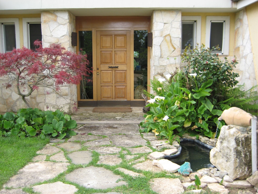 SunCave Gardens Naturist — hotel in Cerveteri
