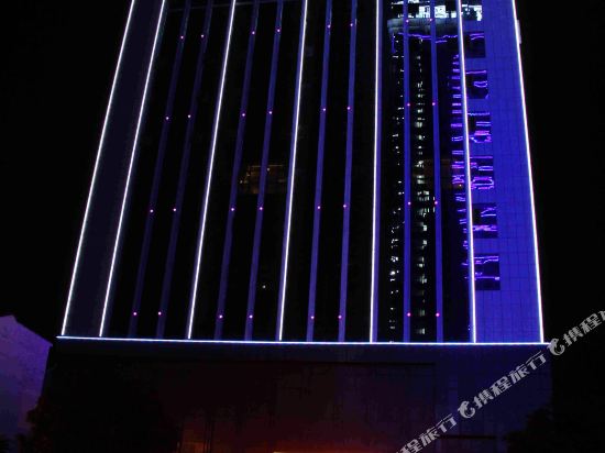 Super 8 Hotel - carbon neutral hotel in Xianning
