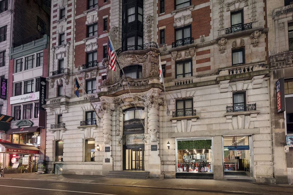 The Hotel @ Fifth Avenue - featured photo