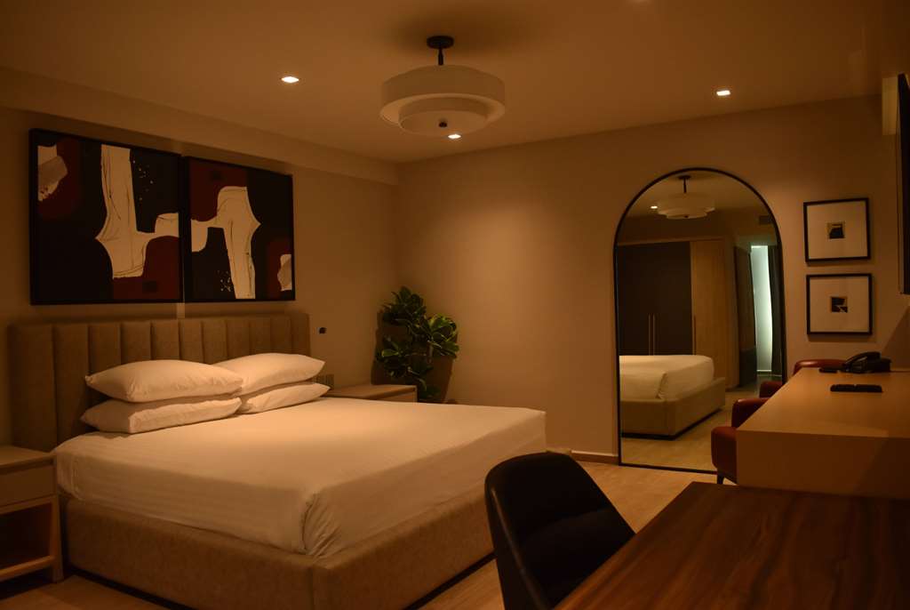 Guest room