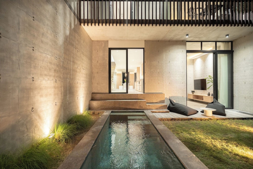 Villa Nakula 7 by Alfred in Bali — 4-Star Luxury Hotel in Canggu, Indonesia