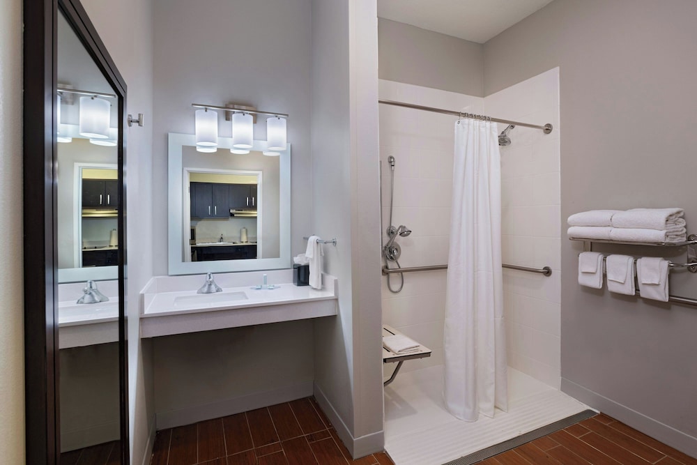 TownePlace Suites by Marriott Ames - photo 41
