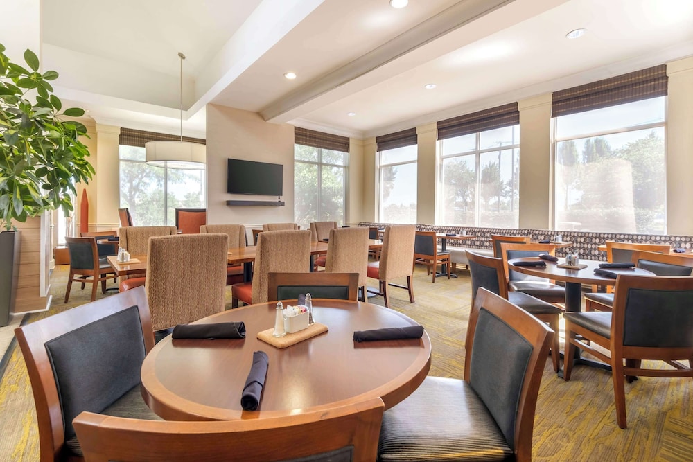 Hilton Garden Inn Lexington Hamburg - photo 28