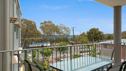 Spectacular Unit Overlooking Pumicestone Passage Welsby Pde Bongaree in Bongaree, Australia