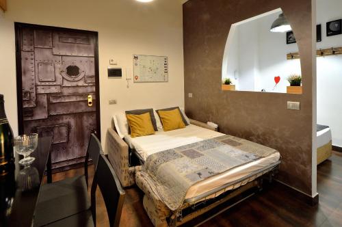 Appartamento Deluxe Stile Industrial Centro Milano Potente Wi fi 3 linee Metropolitane Collegato Direttamente con Aeroporto di Malpensa e Rho Fiera in 10 minuti — 4-Star Luxury Hotel in Milan, Italy