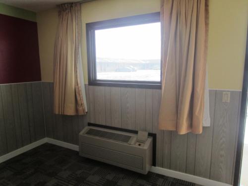 Cloud 9 Motel - featured photo