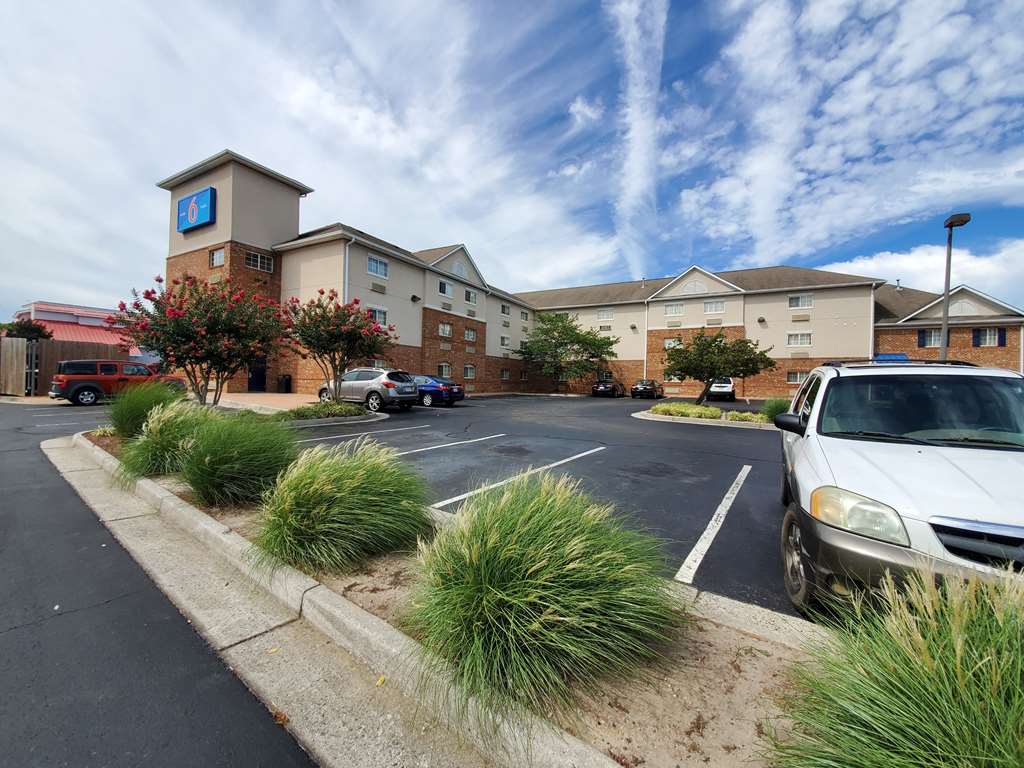 Motel 6 Richmond VA I 64 West - featured photo