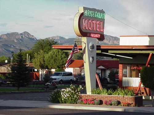 Bryce Canyon Motel - photo 15