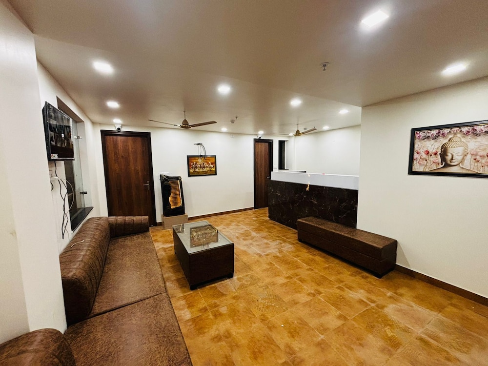 Nirvana inn — Allahabad — photo 4