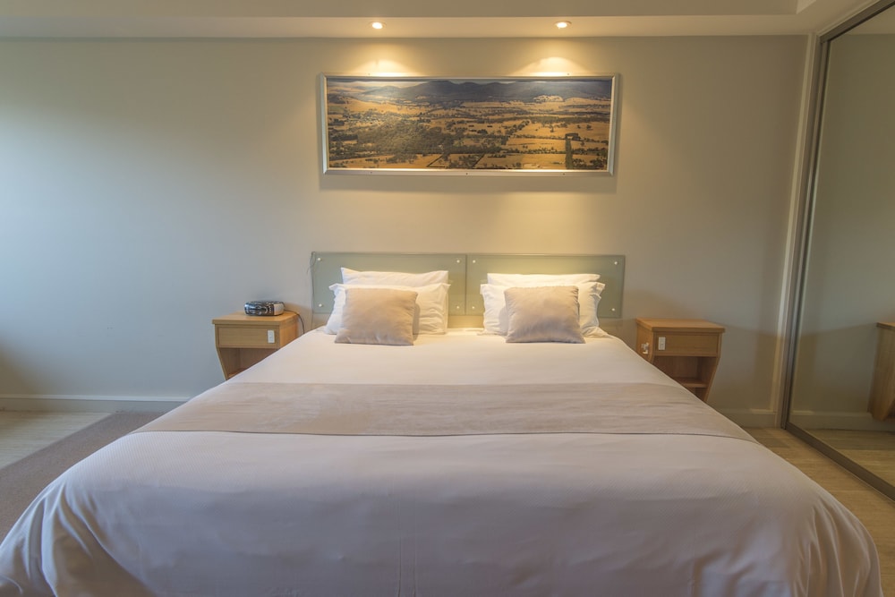 Macedon Ranges Hotel & Spa — Macedon — photo 2
