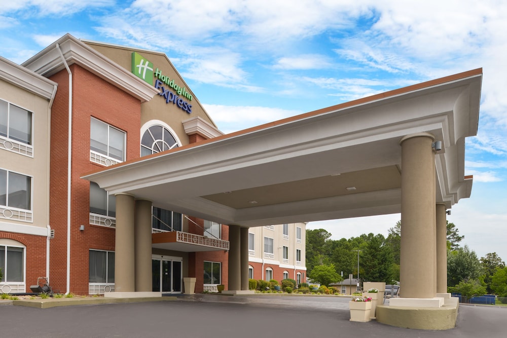 Holiday Inn Express & Suites Chattanooga by IHG - photo 60