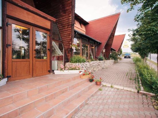 Hotel Han Paprika pet-friendly hotel Tureni