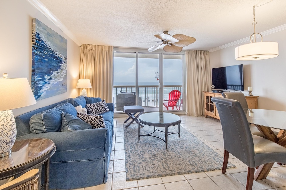 Pelican Beach Resort 410 - photo 11