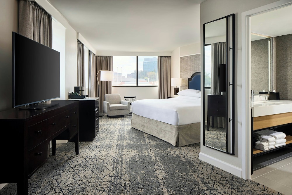 Sheraton Baltimore North Hotel - photo 11