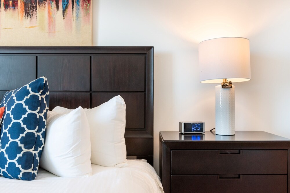 Global Luxury Suites at Reston Town Center - photo 27
