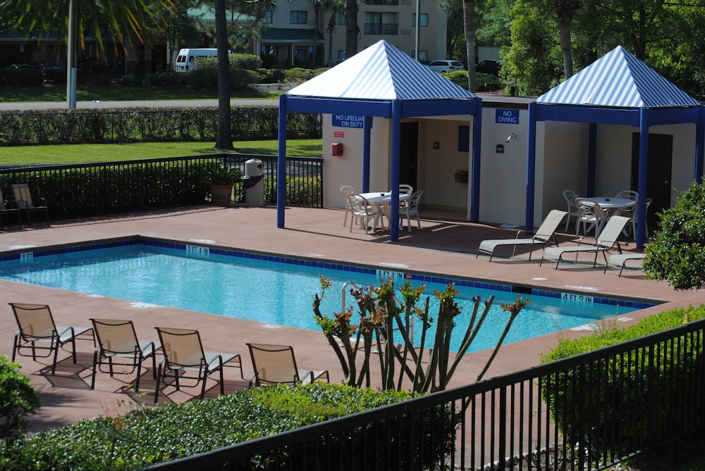 Days Inn by Wyndham Jacksonville Airport - photo 19