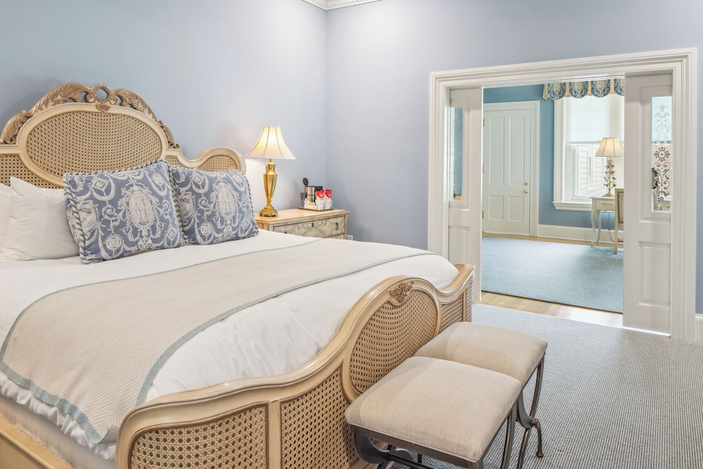The Tidewater Inn - photo 21