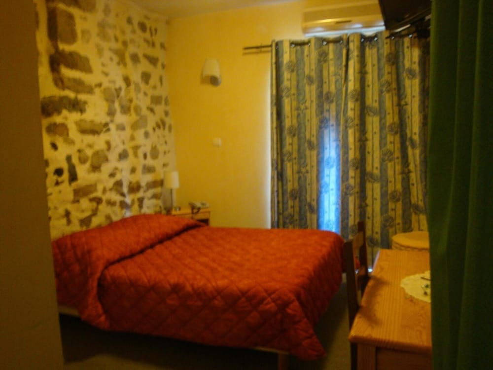 Hôtel le Bilboquet — hotel in Le Puy-En-Velay